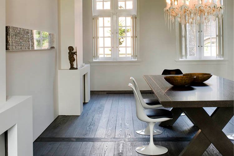 woonkamer-inrichten-donkere-vloer-parket woonkamer-inrichten-donkere-vloer-parket