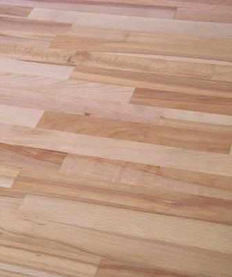 Gestoomd beukenlaminaat