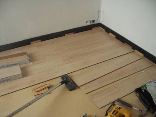 Laminaat over laminaat leggen Laminaat over laminaat leggen