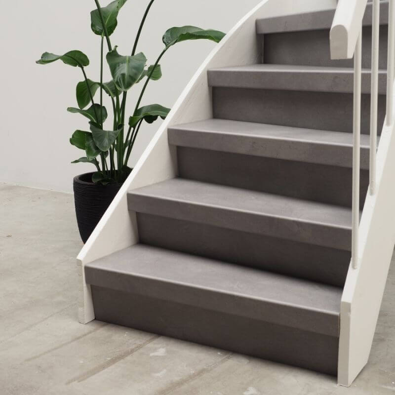 Traprenovatieset betonlook grijs Traprenovatieset betonlook grijs