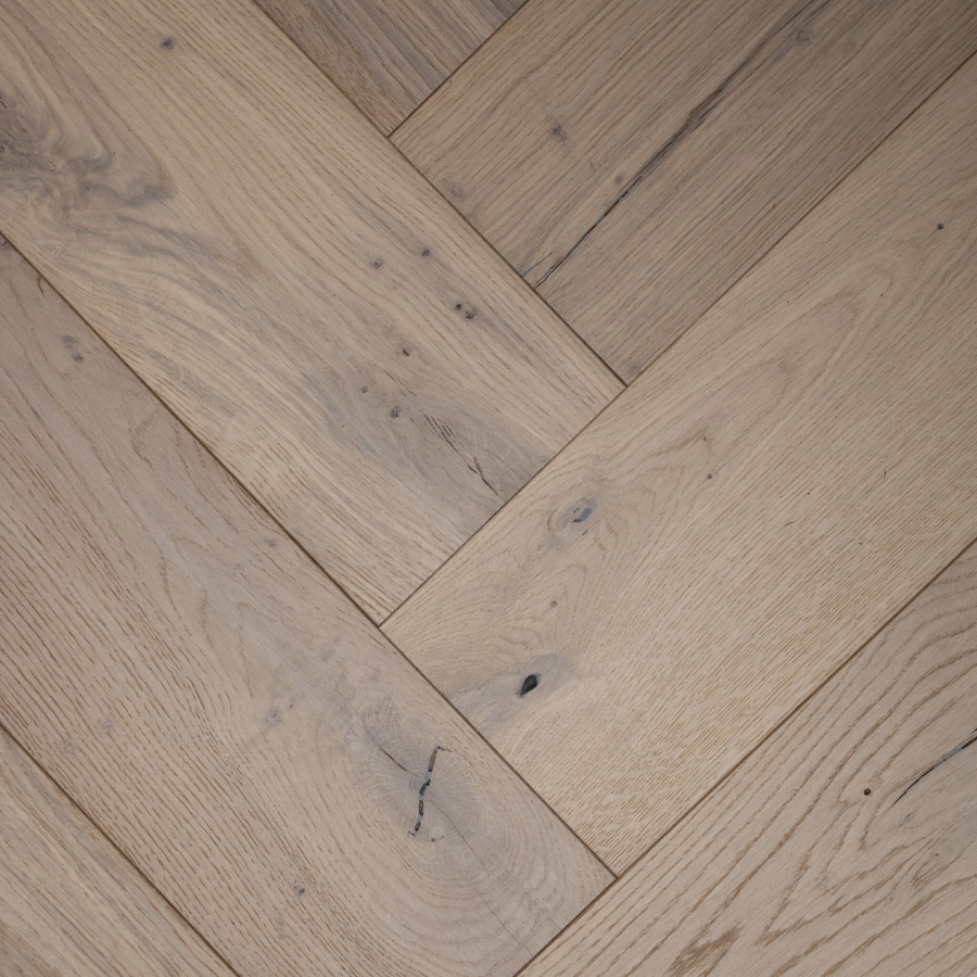 Vergrijsde Houten Visgraatvloer Vergrijsde Houten Visgraatvloer