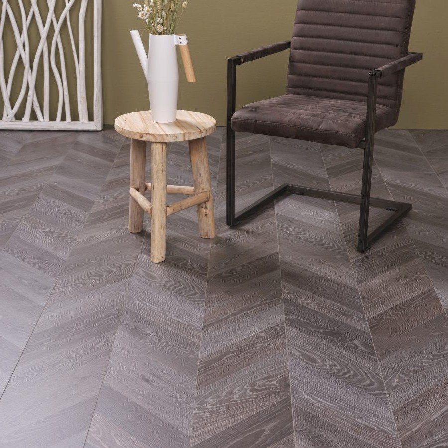 Donkergrijze Hongaarse punt vloer