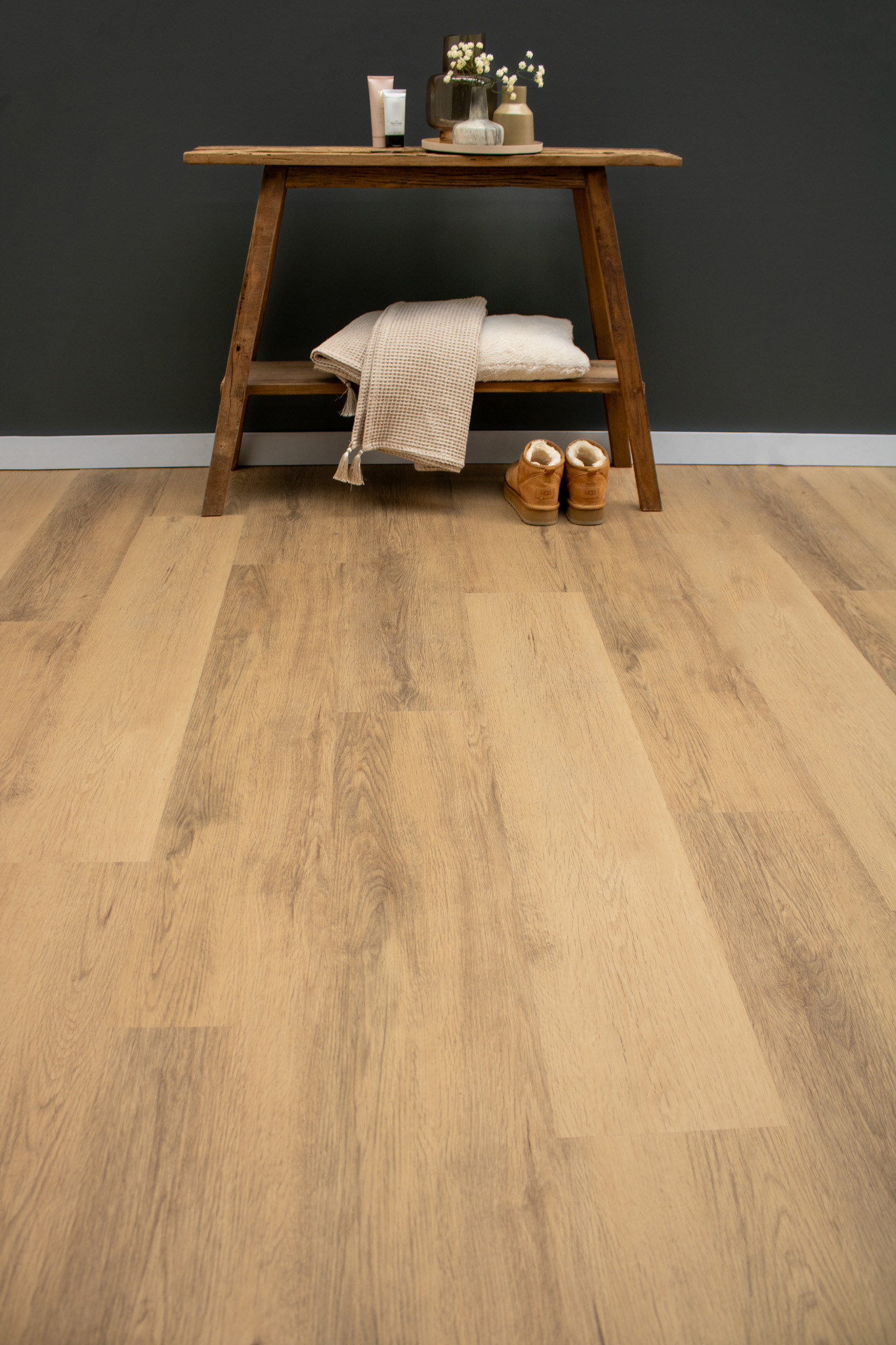 Bruin eikenhouten plak-PVC Bruin eikenhouten plak-PVC