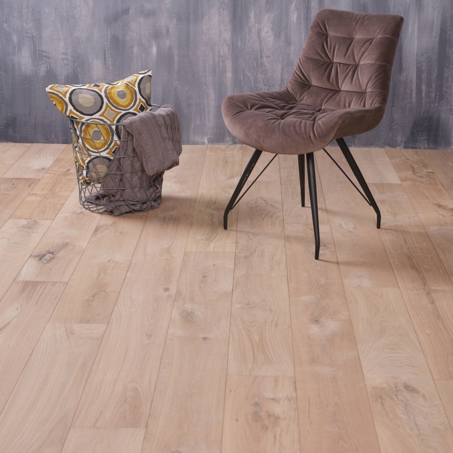 Eiken rustiek select houten vloer Eiken rustiek select houten vloer