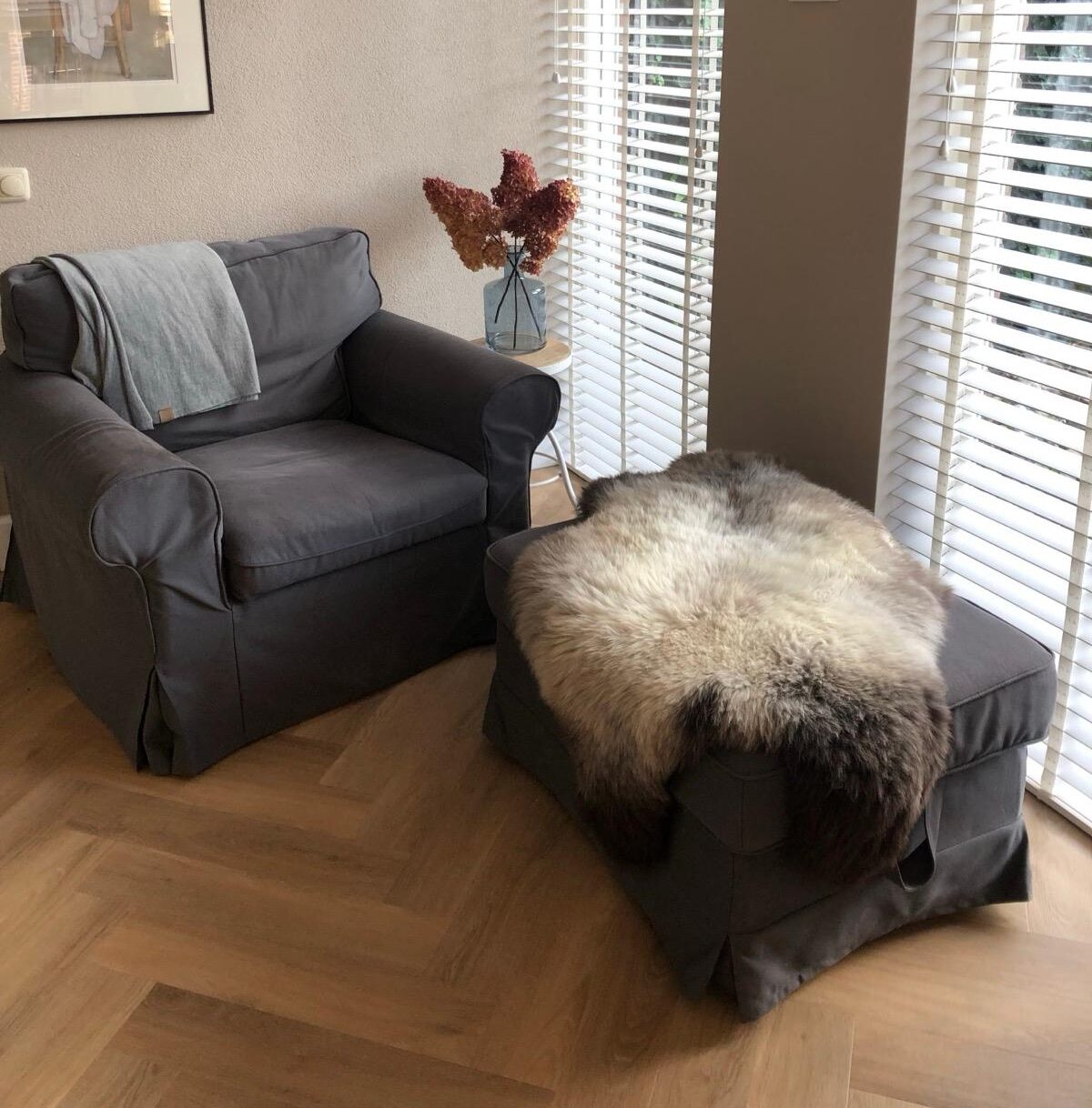 PVC-visgraatvloer Praag binnenkijken bij Joost en Julia PVC-visgraatvloer Praag binnenkijken bij Joost en Julia